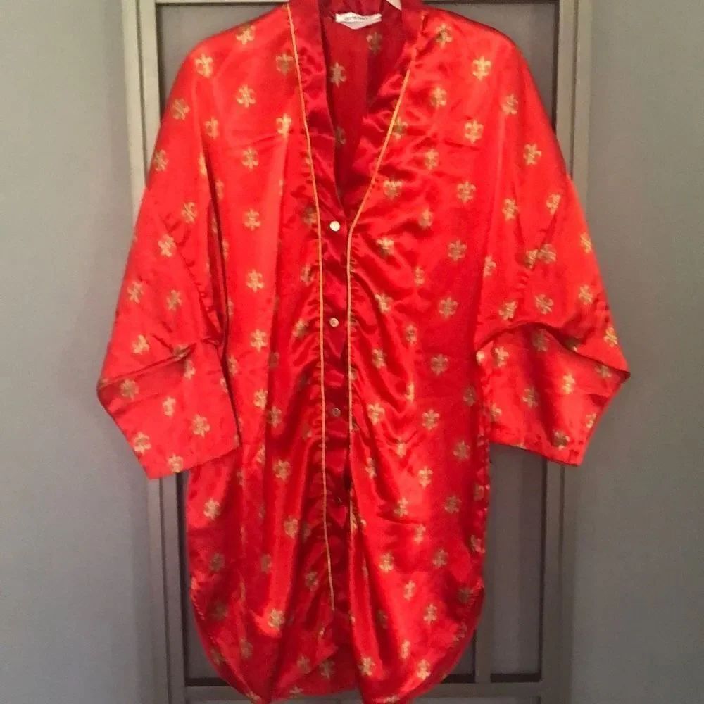 Lily of France, vintage red satin night Shirt/robe Fleur-de-lis size S 